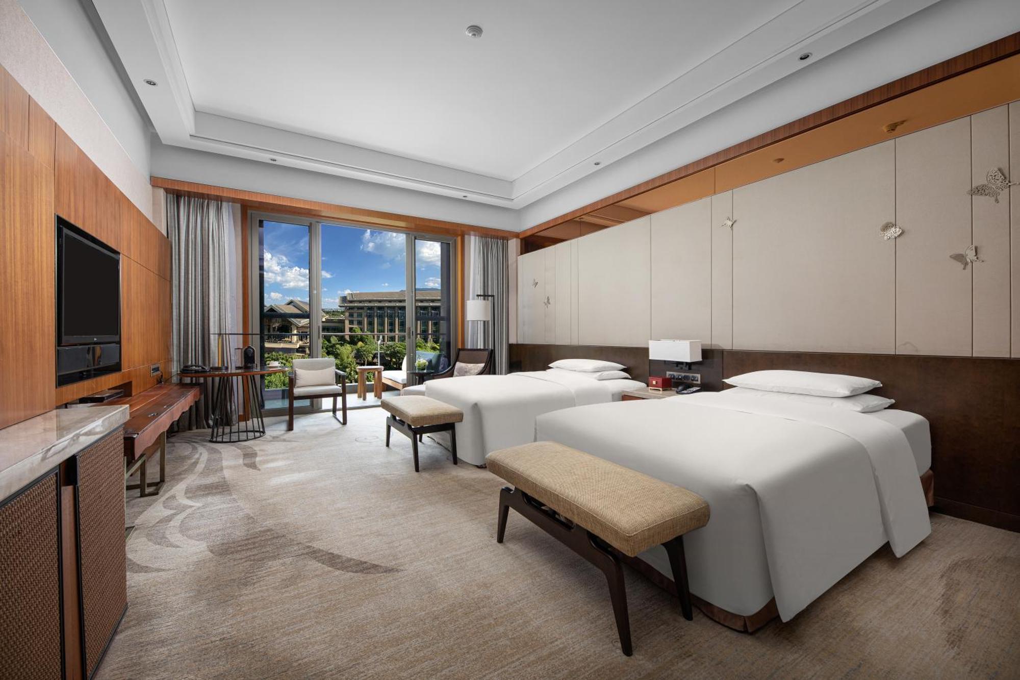 Intercontinental Kunming By Ihg Hotel Exterior photo