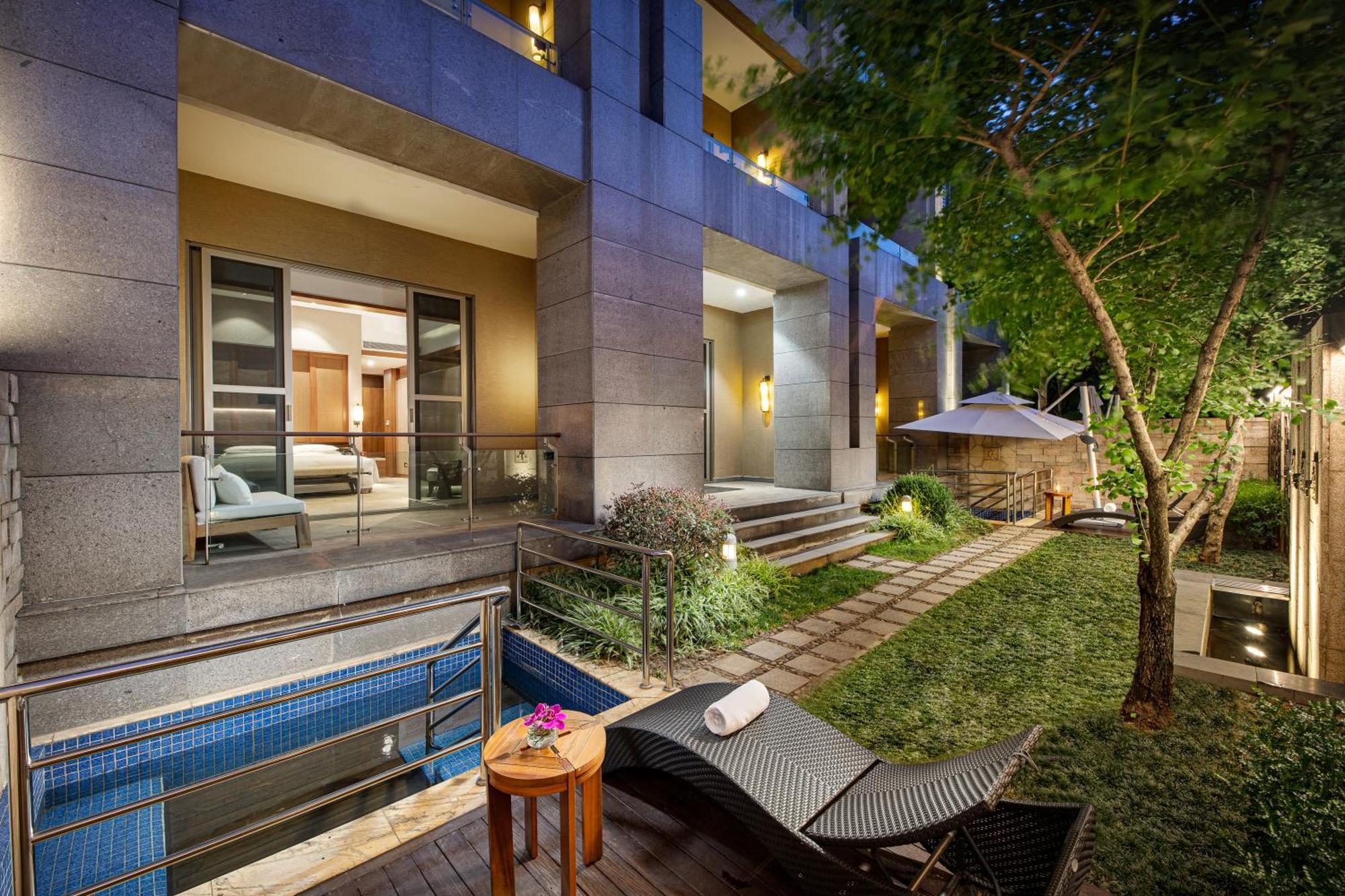 Intercontinental Kunming By Ihg Hotel Exterior photo
